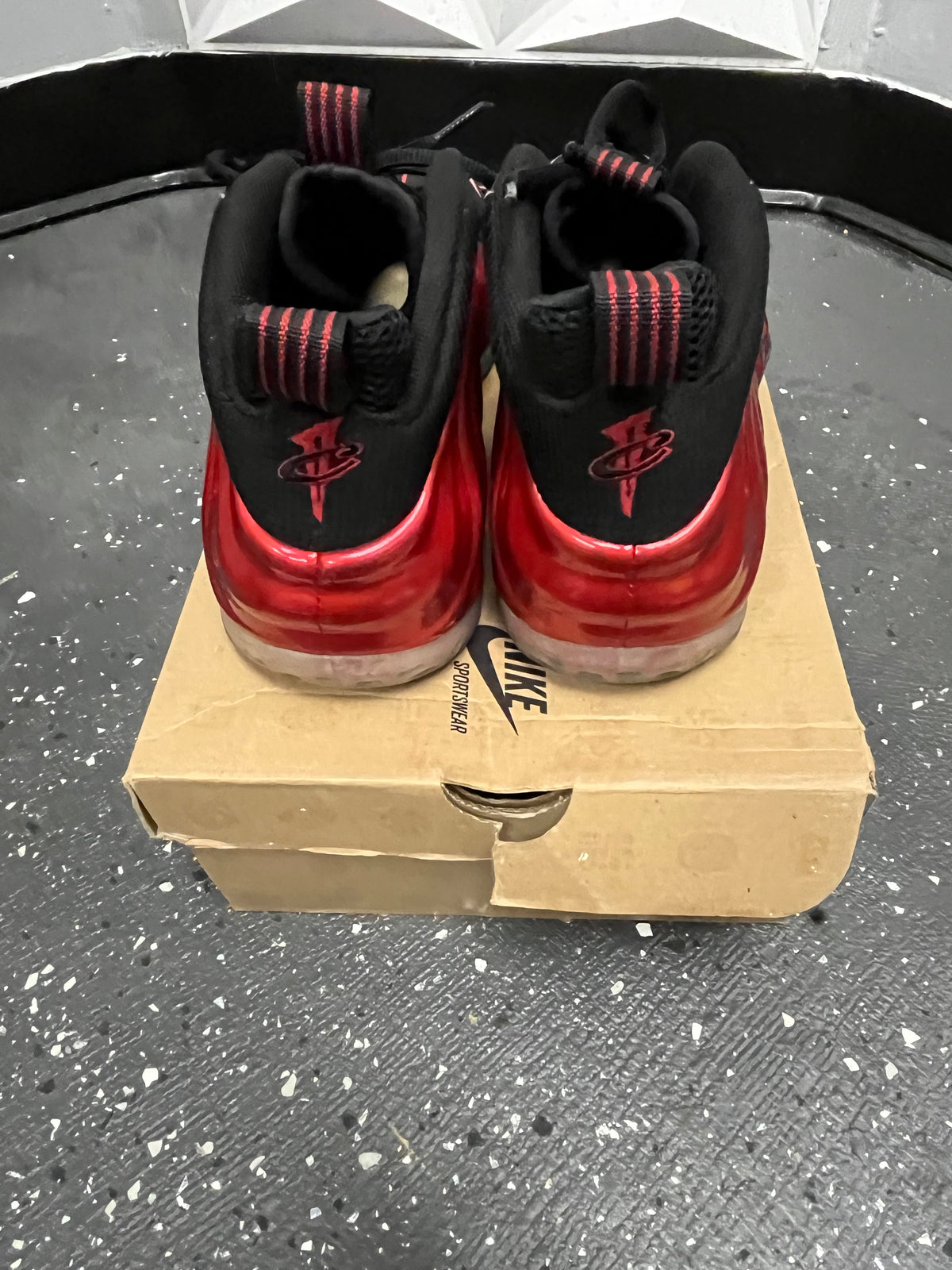Nike Foamposite “Red Metallic” Size 10.5