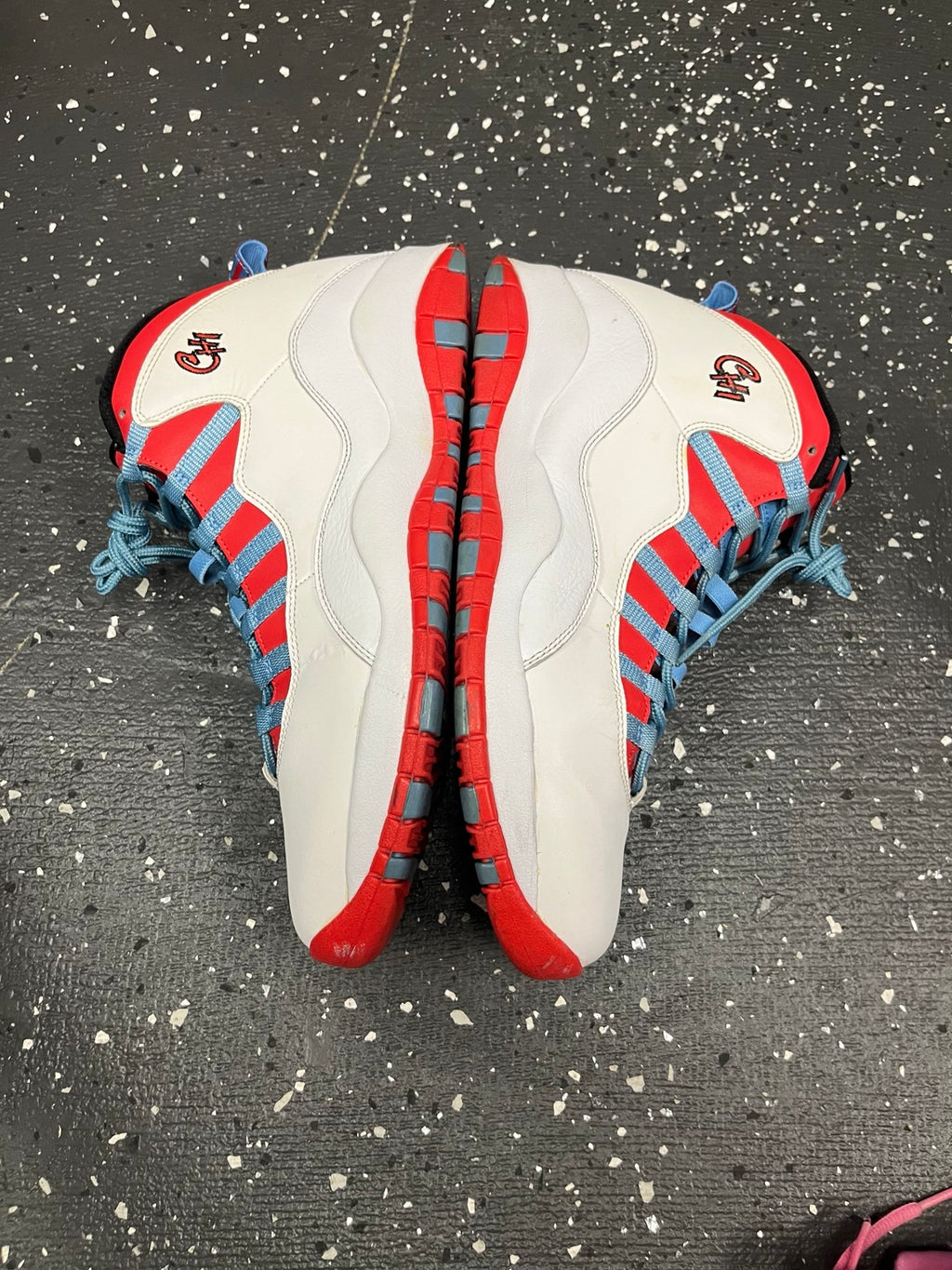 Air Jordan 10 Chicago Flag size 10.5 side pair view