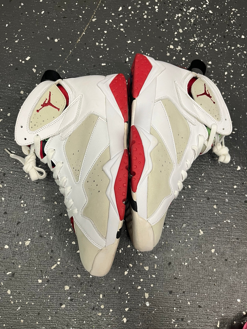 Air Jordan 7 Hare size 10.5 side view