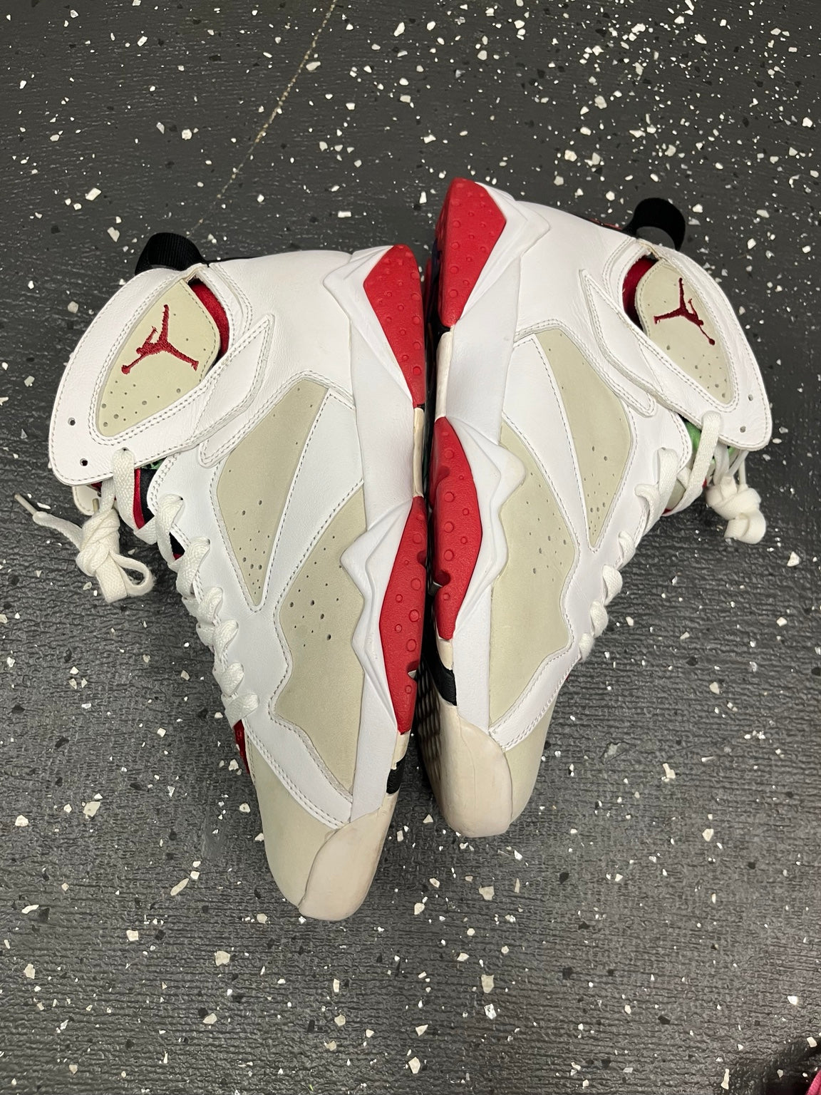 Air Jordan 7 Hare size 10.5 side view