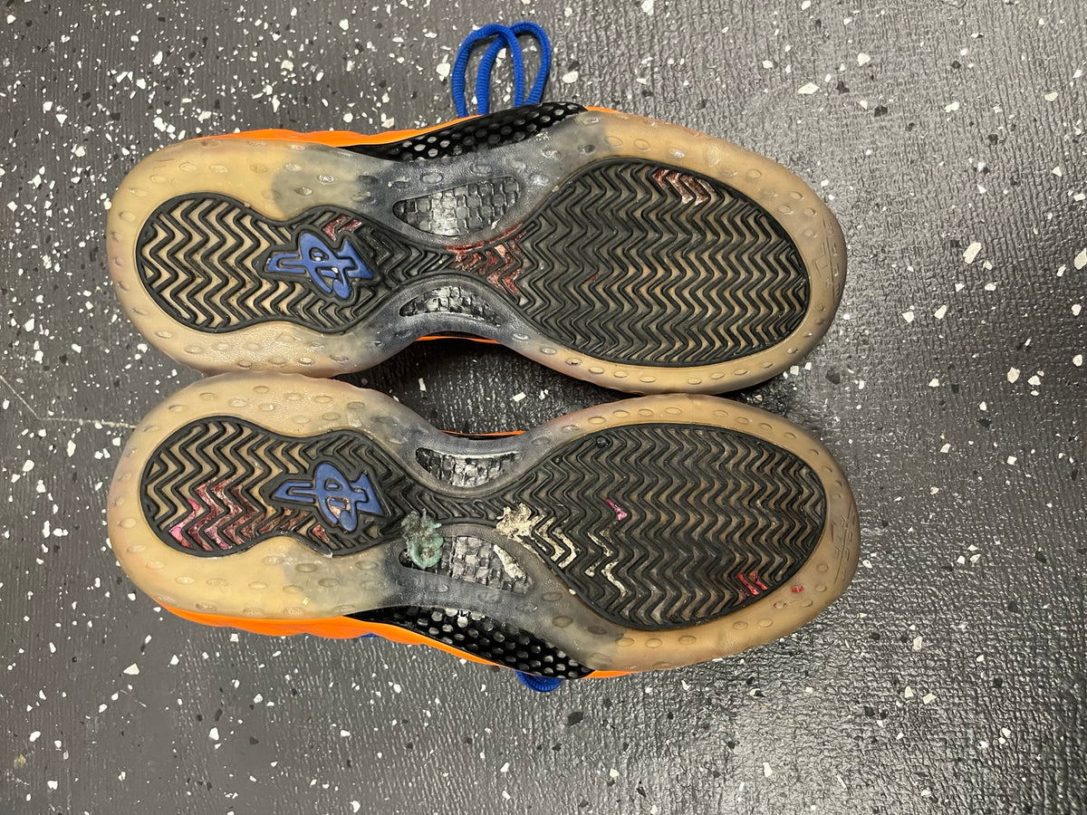 Nike Air Foamposite One Knicks size 11 outsole view